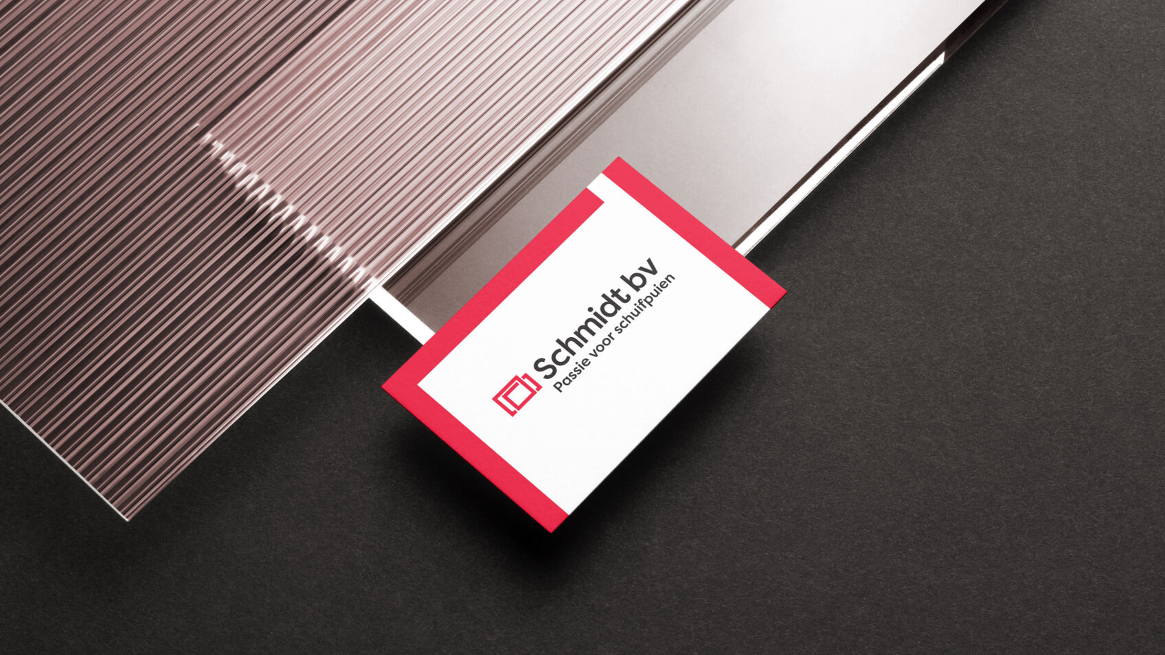 Schmidt header image exitable